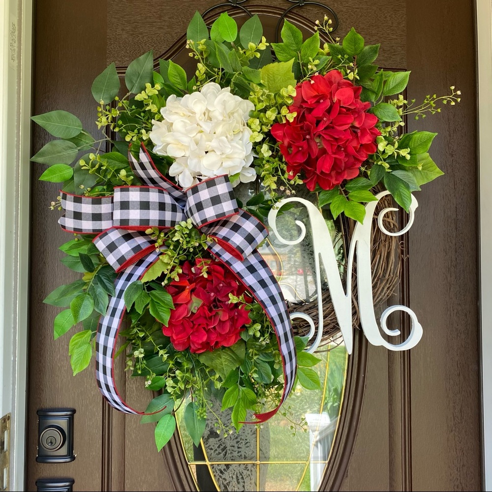 🎯SOLD🎯XL Monogram Hydrangeas Wreath Red & White